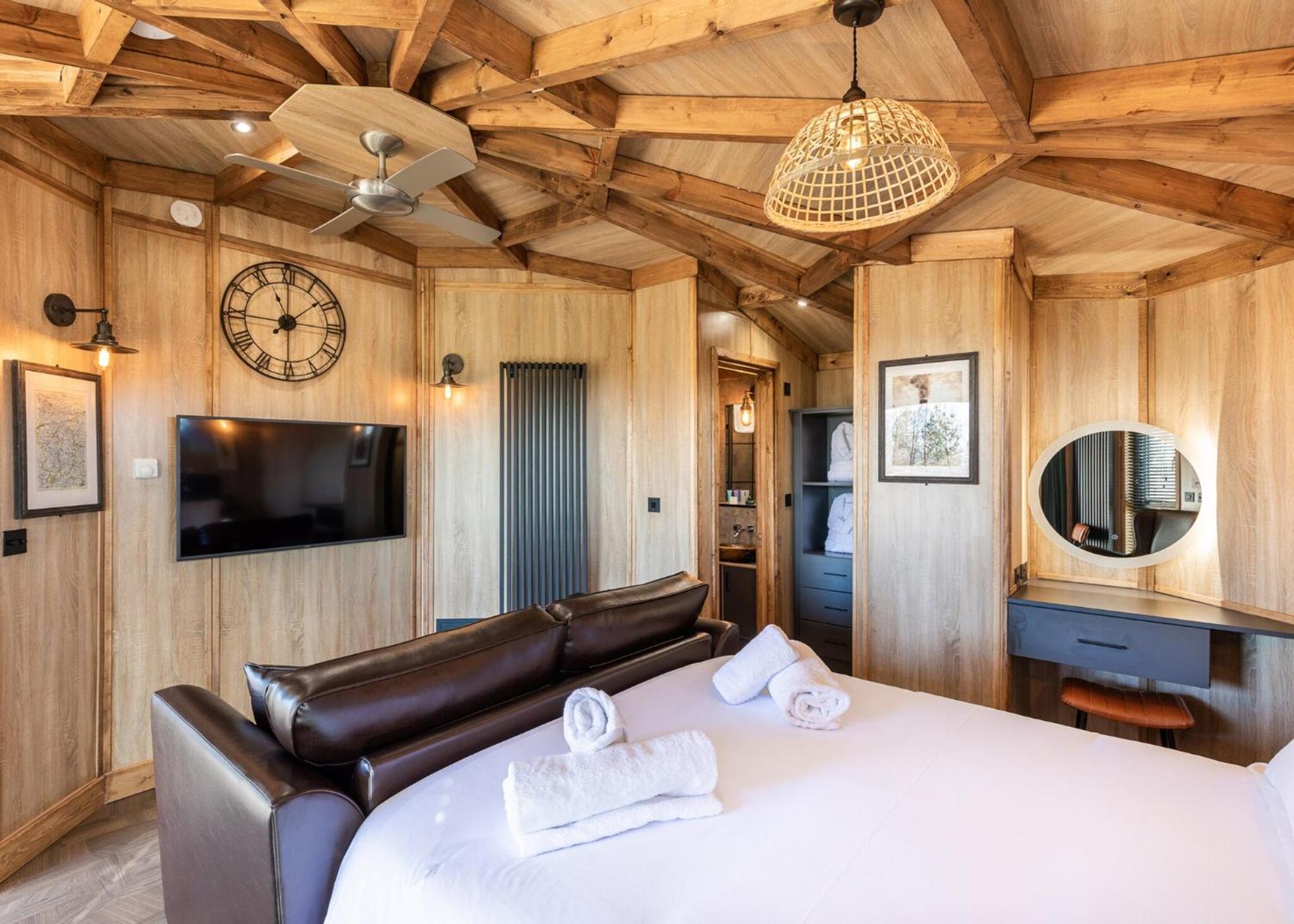 Rivendale Lodge Retreat Ashbourne  Extérieur photo